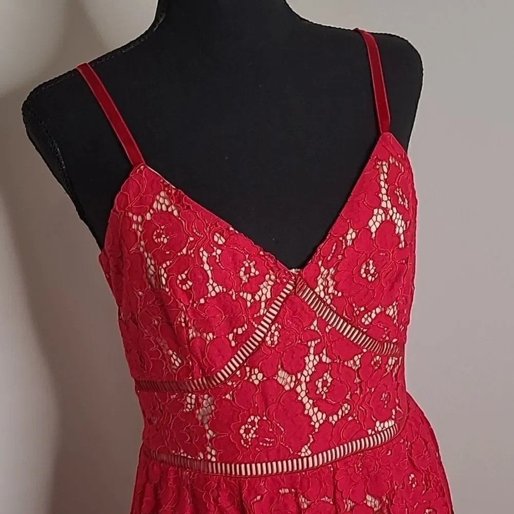 Just fabric sz S red lace midi dress with beige liner